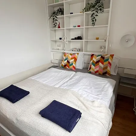 Victor's Danube View Apartment *